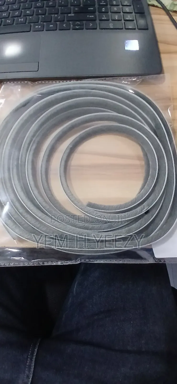 Aluminum Glass Brush