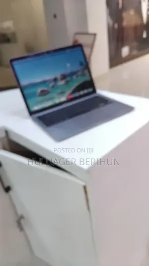 New Laptop Apple MacBook Air 2020 M1 8GB Apple M1 SSD 256GB