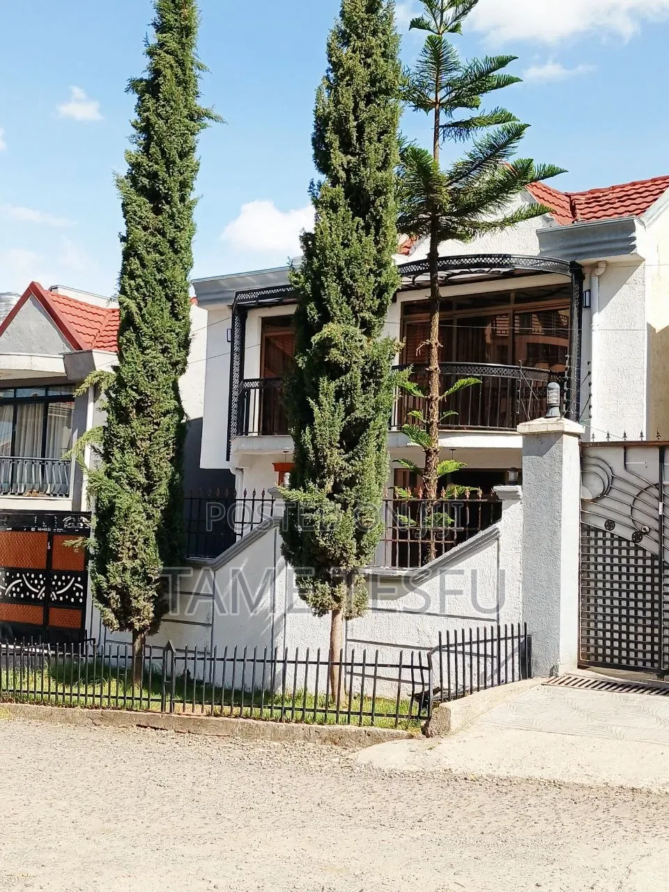 Furnished 6bdrm House in ሀያት, Bole for sale