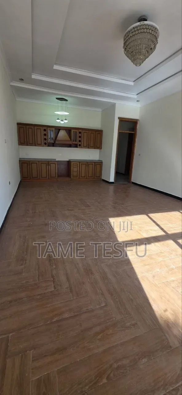 Furnished 3bdrm Villa in ሀያት, Bole for sale