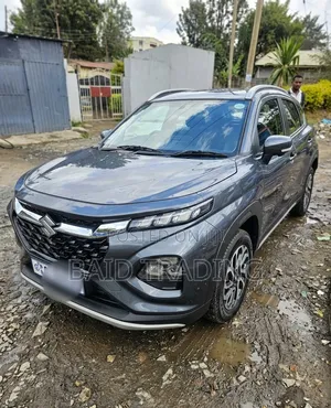 Suzuki Fronx 2025 Gray