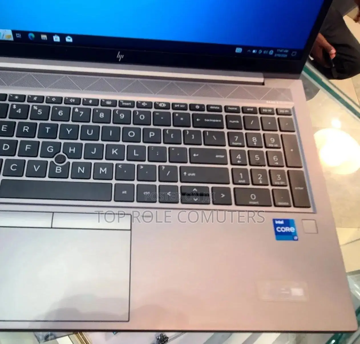 New Laptop HP ZBook Firefly G8 16GB Intel Core i7 SSD 512GB