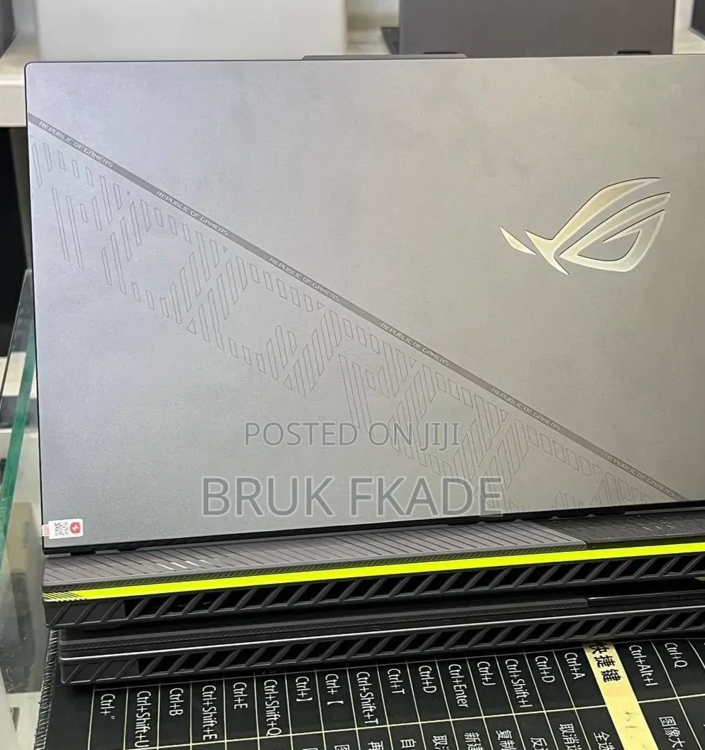 New Laptop Asus ROG Strix G15 16GB Intel Core i9 SSD 1T