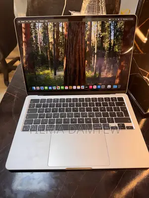New Laptop Apple MacBook Air 2025 M4 15-inch 16GB Apple M4 SSD 512GB