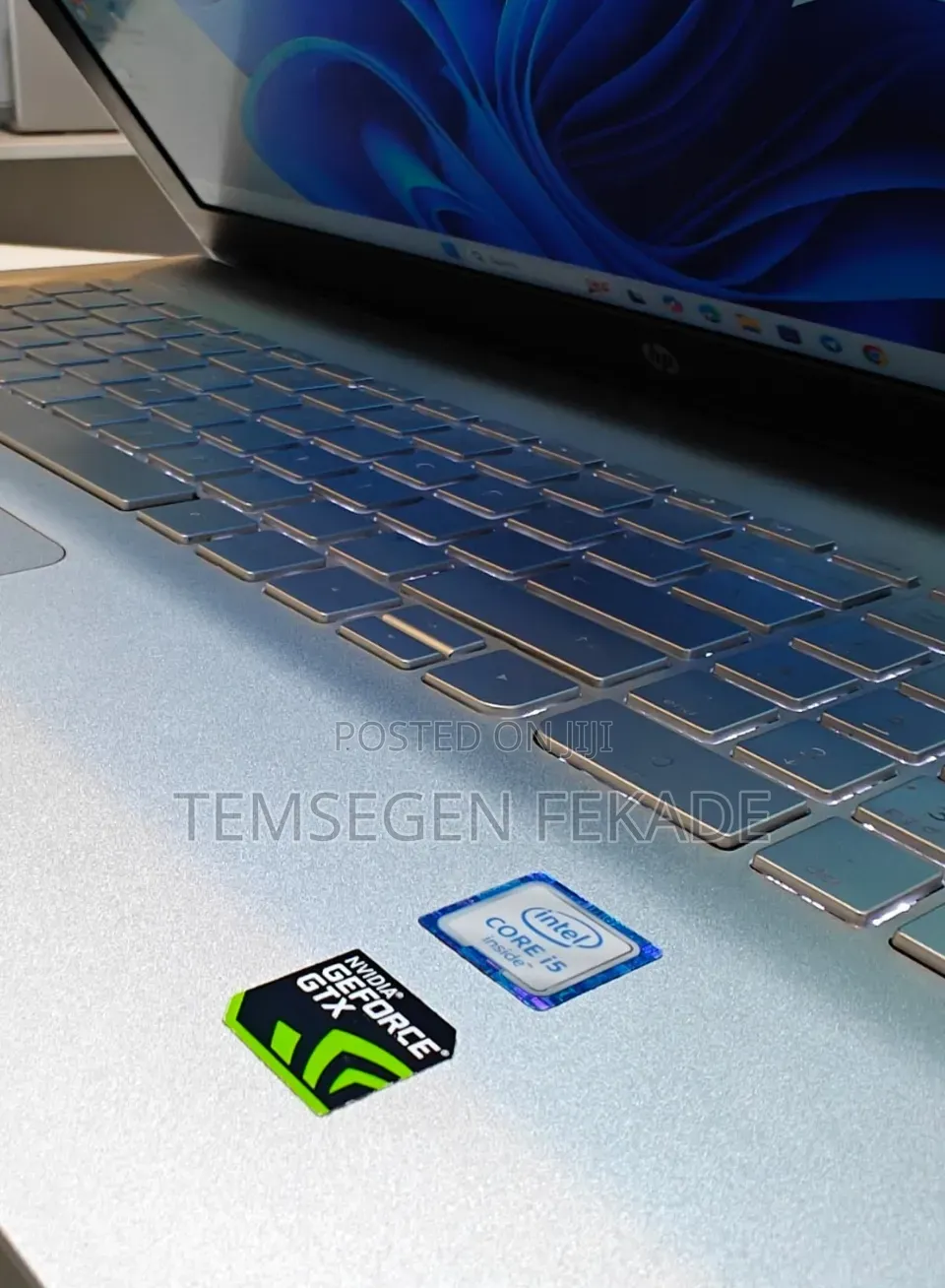 New Laptop HP Envy 15 8GB Intel Core i5 HDD+SSD 128GB