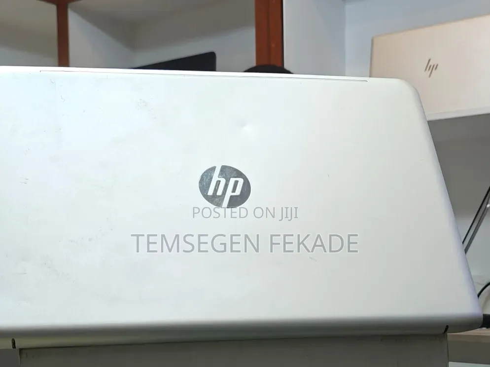 New Laptop HP Envy 15 8GB Intel Core i5 HDD+SSD 128GB