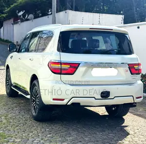 Nissan Patrol 2021 White