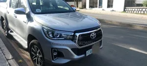 Toyota Hilux 2018 Silver