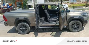 Toyota Hilux 2021