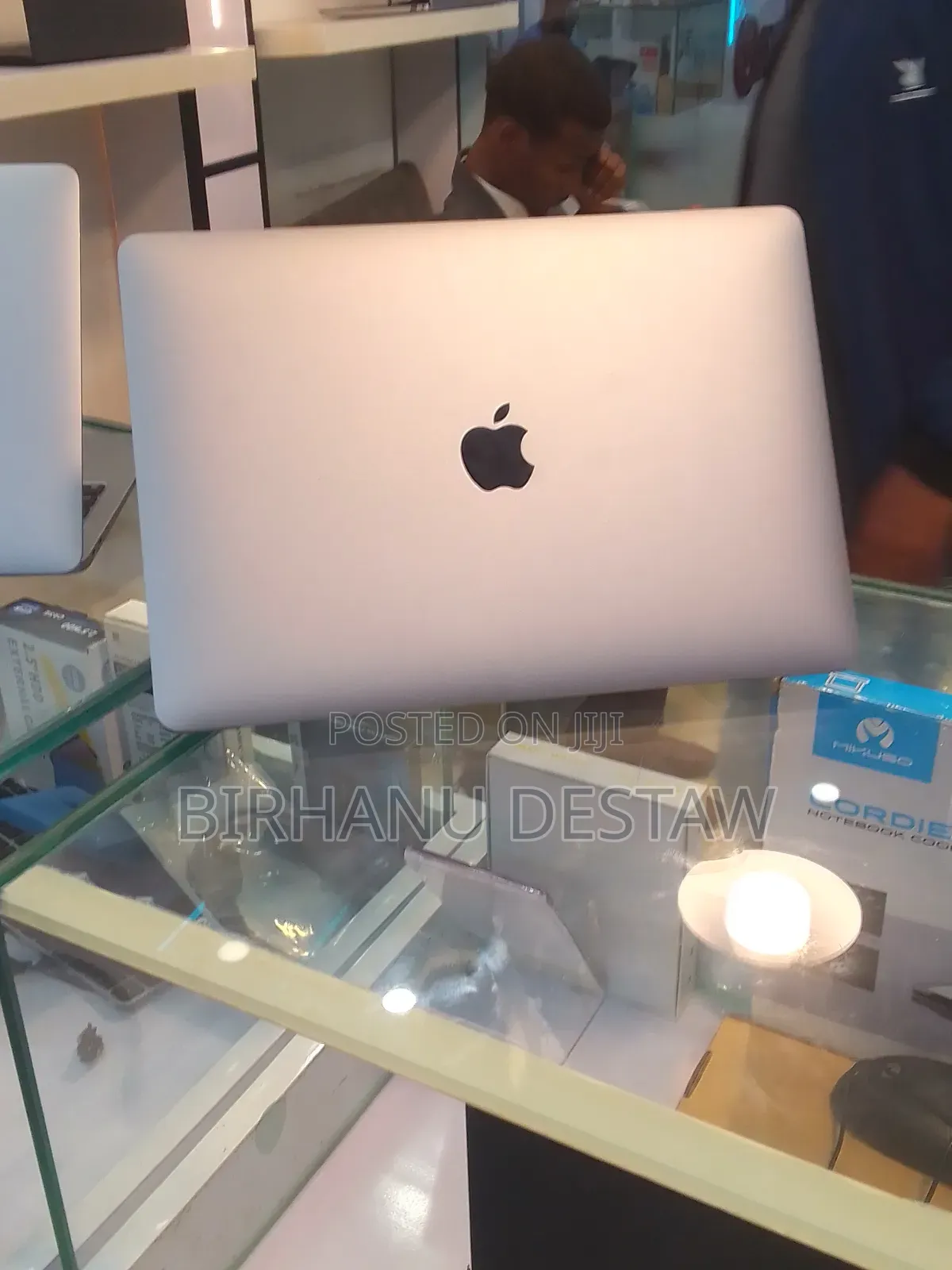 New Laptop Apple MacBook Air 2020 M1 16GB Apple M1 SSD 256GB