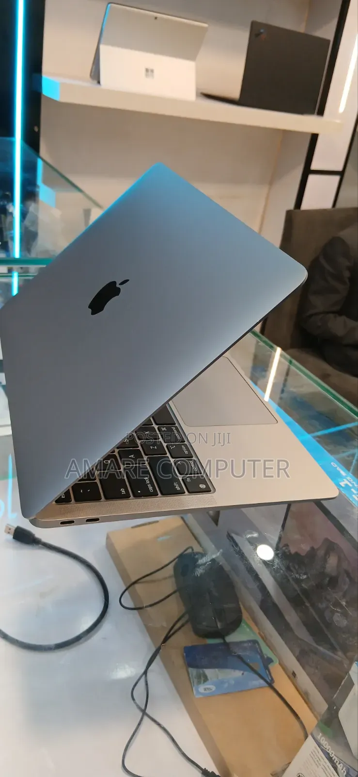 New Laptop Apple MacBook Air 2020 M1 16GB Apple M1 SSD 256GB