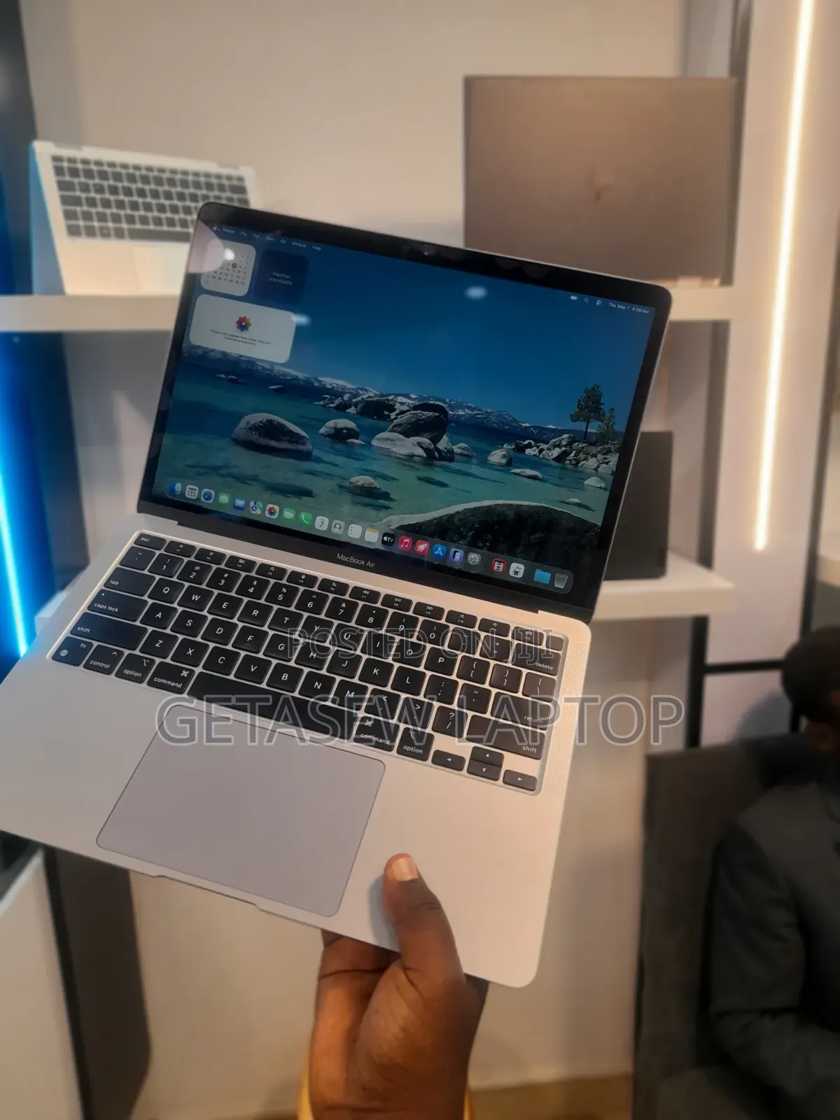 New Laptop Apple MacBook Air 2020 M1 16GB Apple M1 SSD 512GB