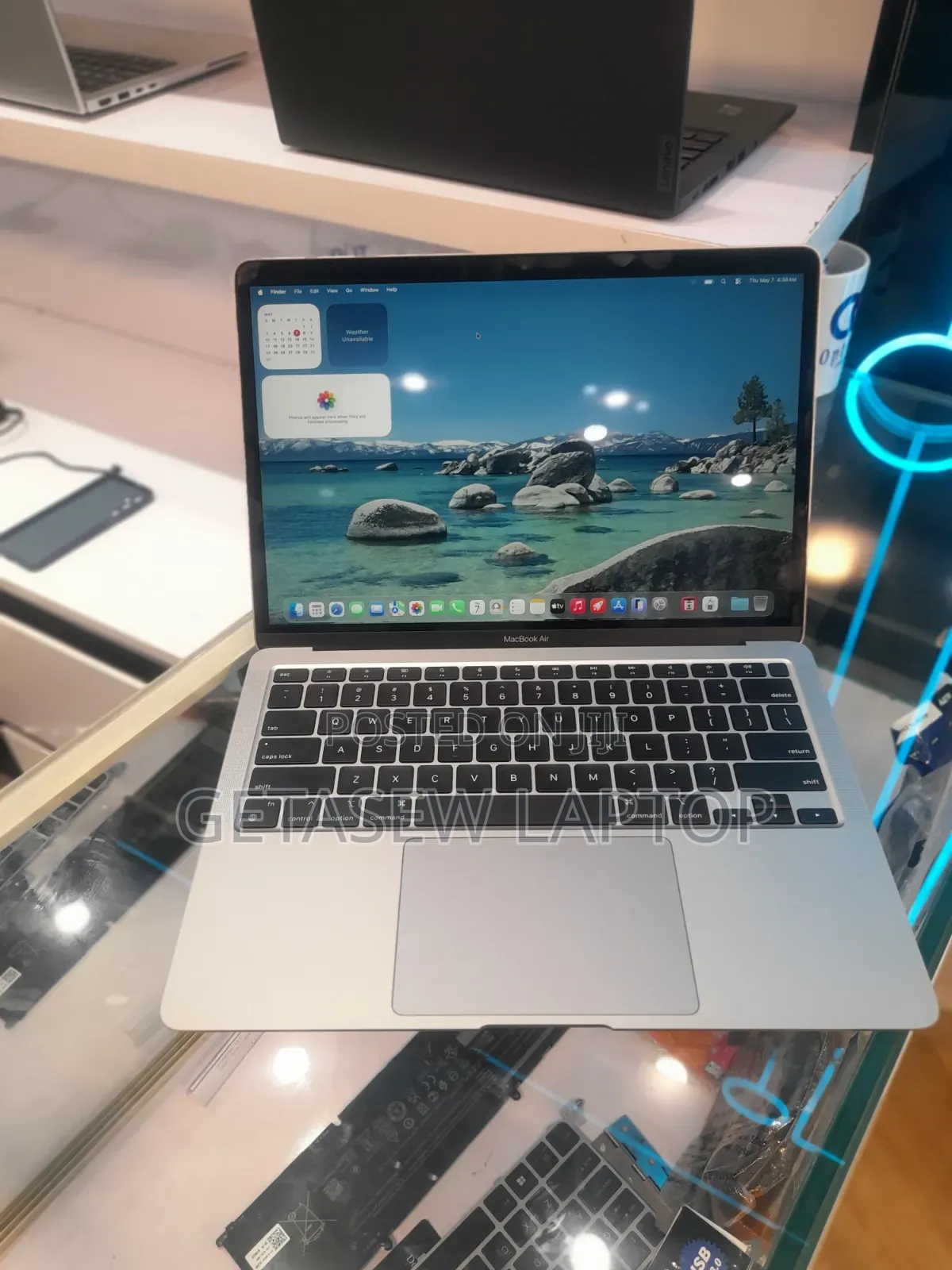 New Laptop Apple MacBook Air 2020 M1 16GB Apple M1 SSD 512GB