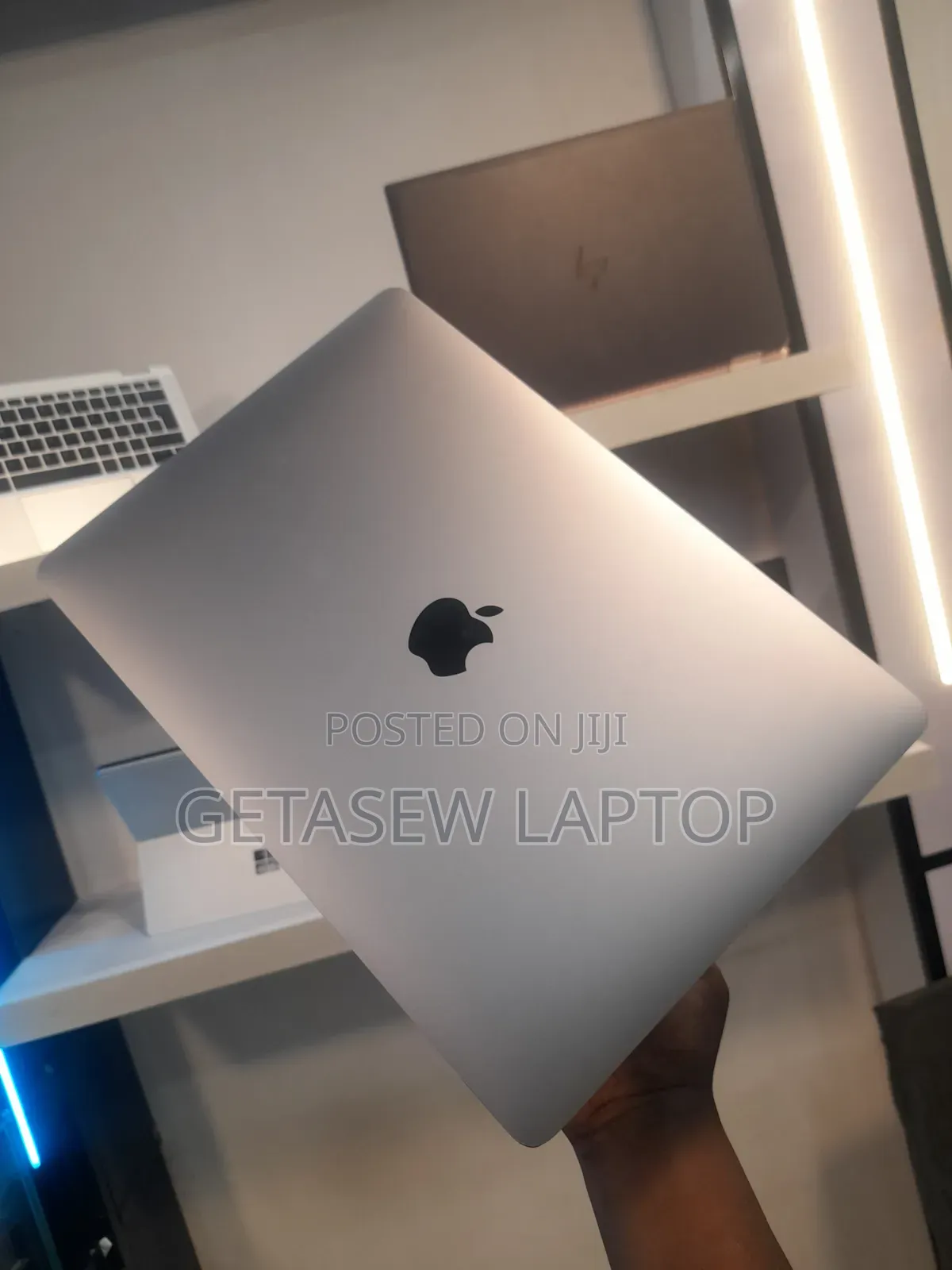 New Laptop Apple MacBook Air 2020 M1 16GB Apple M1 SSD 512GB