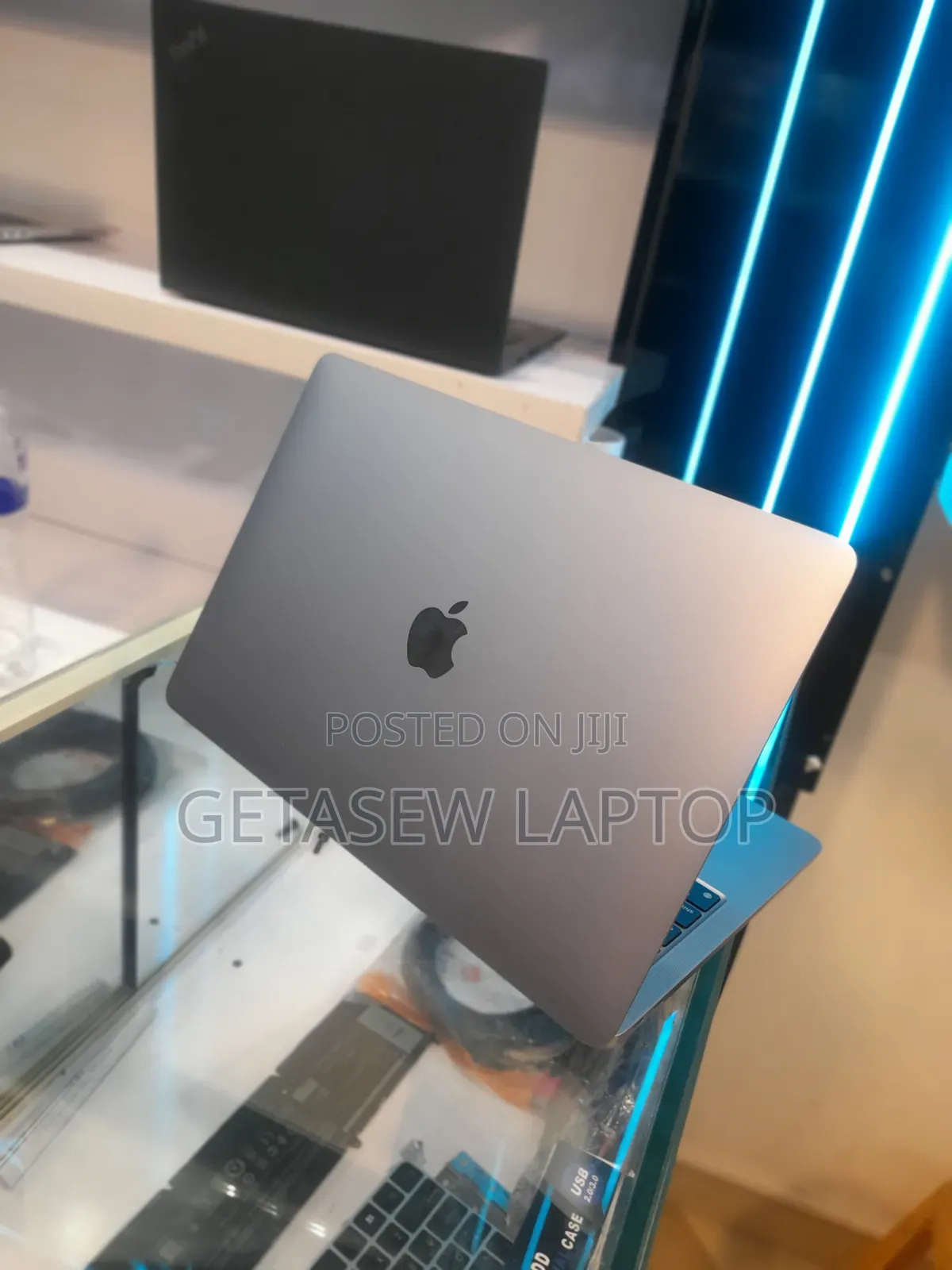 New Laptop Apple MacBook Air 2020 M1 16GB Apple M1 SSD 512GB