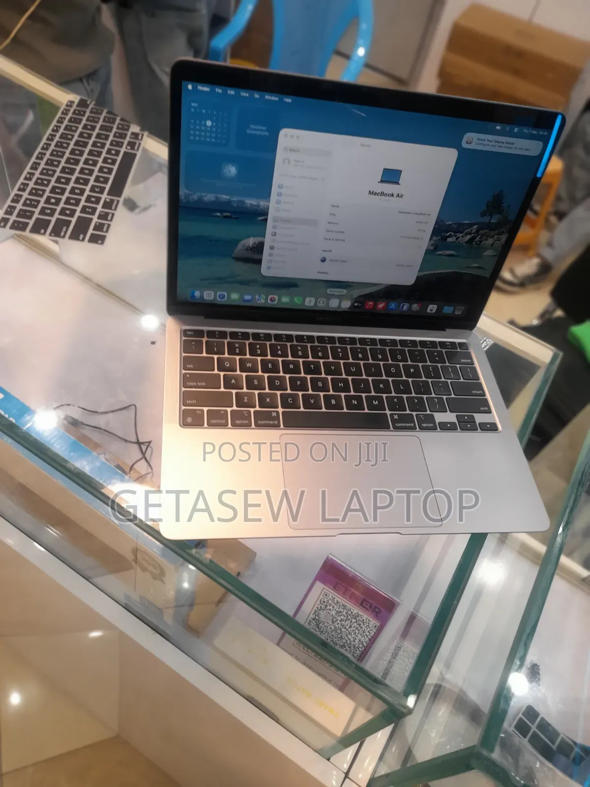 New Laptop Apple MacBook Pro M1 8GB Apple M1 SSD 256GB