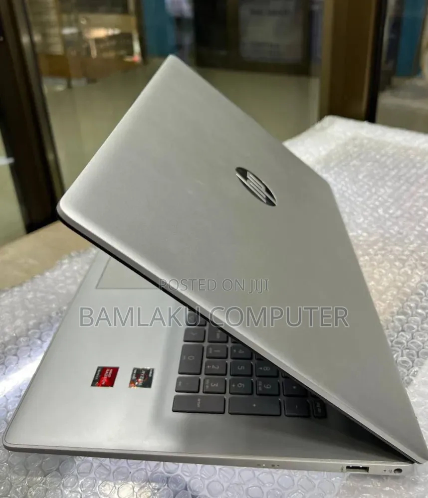 New Laptop HP Stream Notebook 8GB AMD Ryzen 5 SSD 512GB