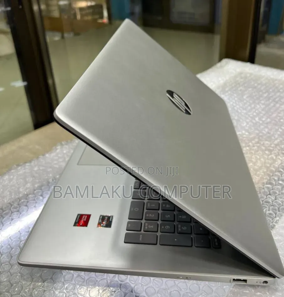 New Laptop HP Stream Notebook 8GB AMD Ryzen 5 SSD 512GB