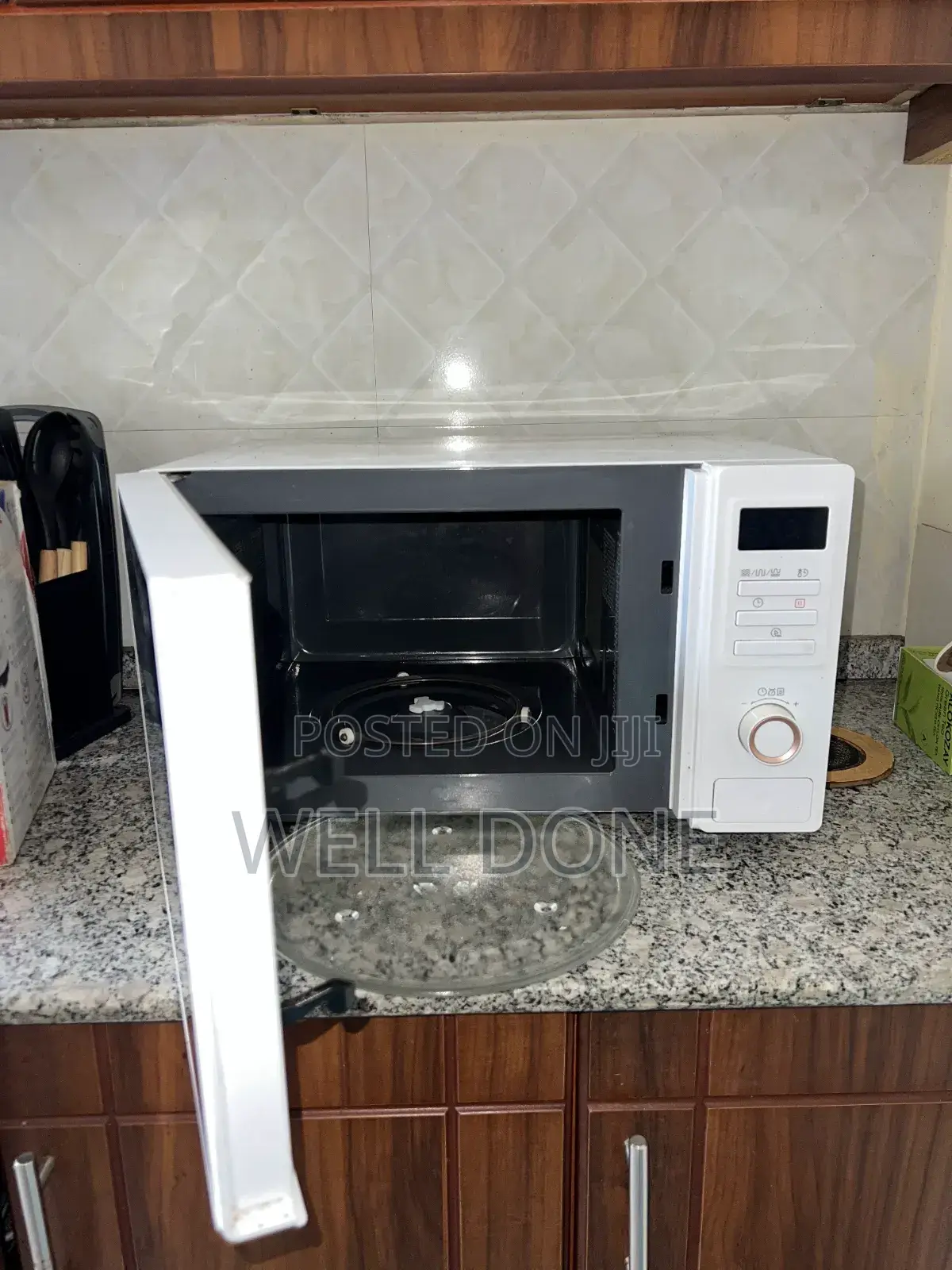Microwave Oven