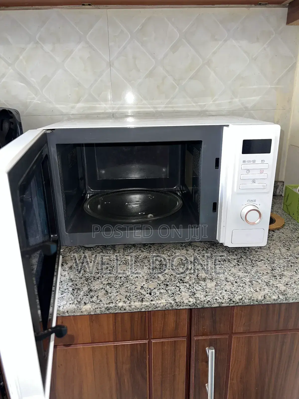 Microwave Oven