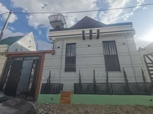 Furnished 5bdrm House in ዱከም ከተማ, Oromia-Finfinne for sale