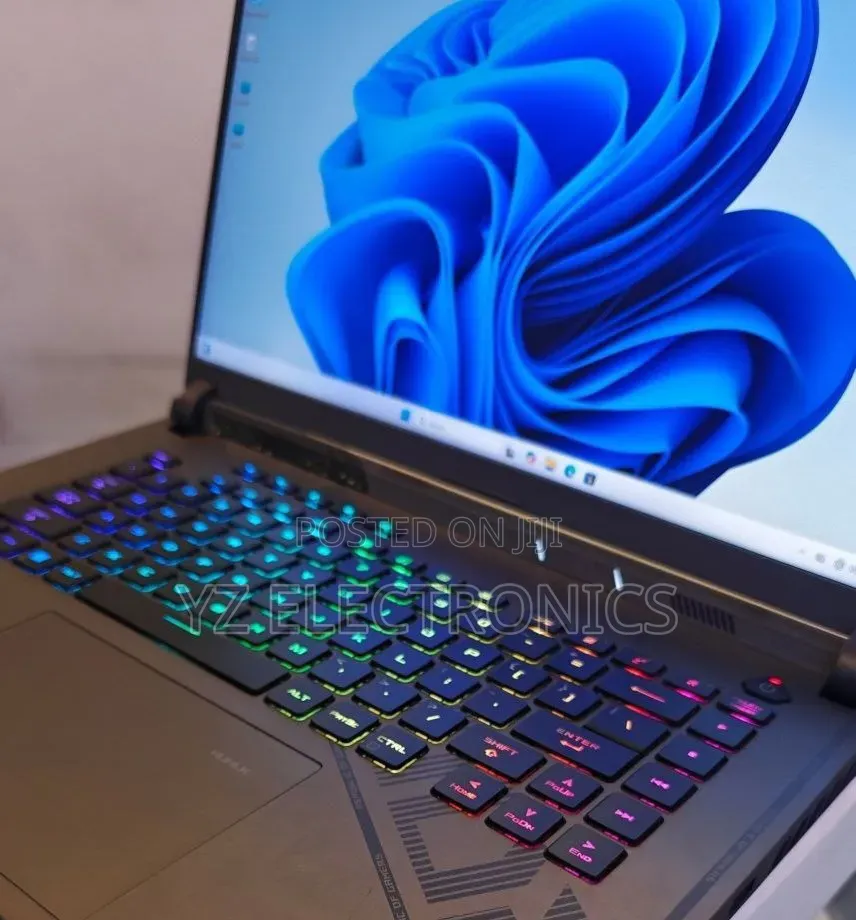 New Laptop Asus ROG Strix G15 16GB Intel Core i9 SSD 1T