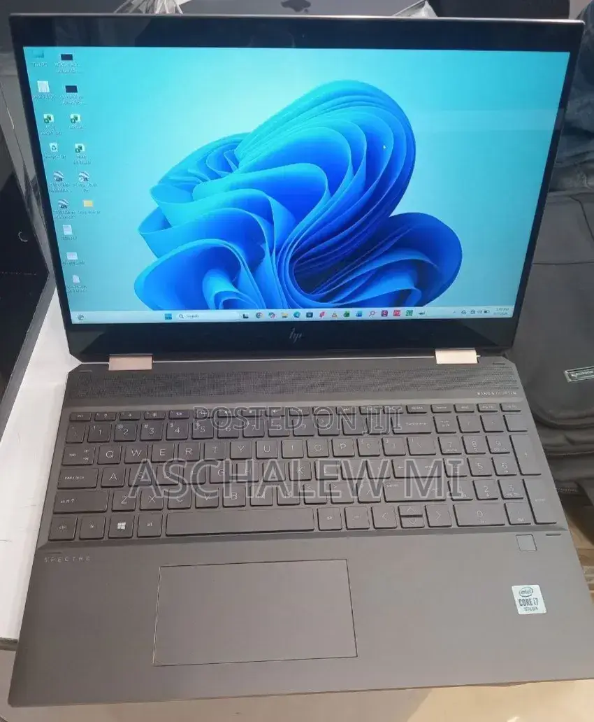 New Laptop HP Spectre X360 16GB Intel Core i7 SSD 512GB