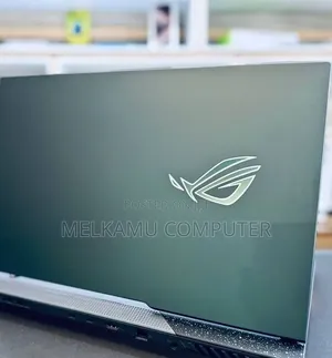 New Laptop Asus ROG Strix G17 16GB Intel Core Ultra 9 SSD 1T