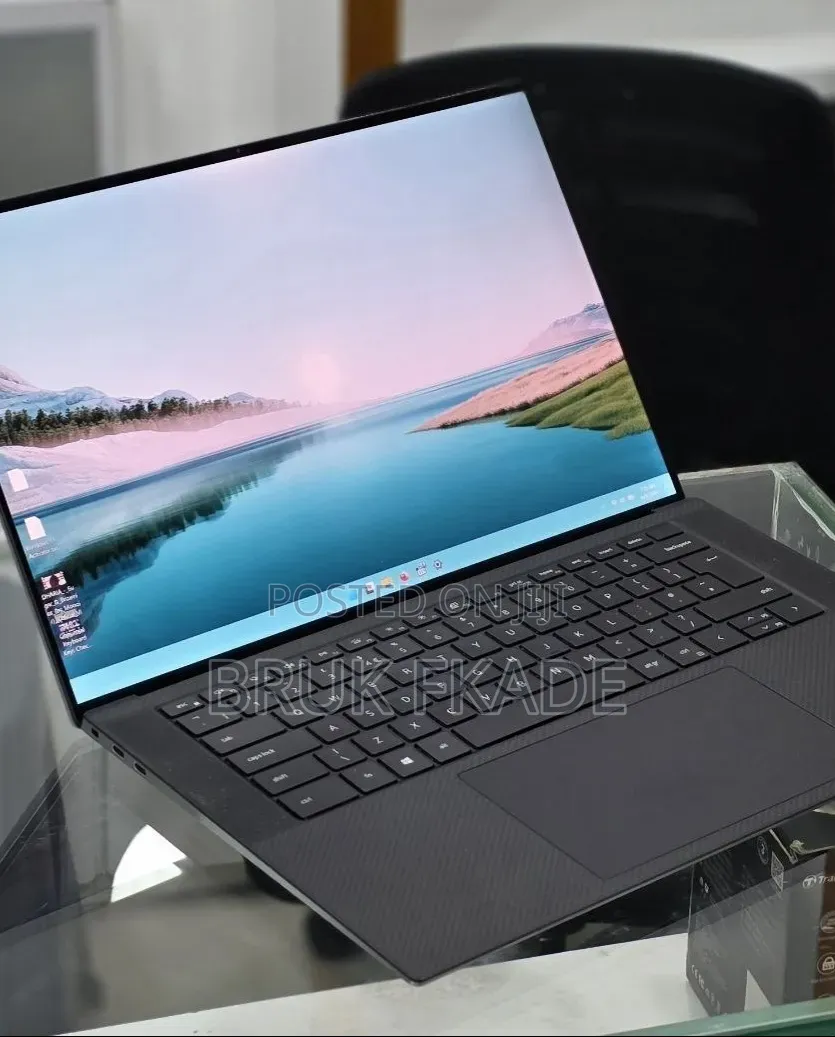 New Laptop Dell Precision 5550 16GB Intel Core i7 SSD 512GB