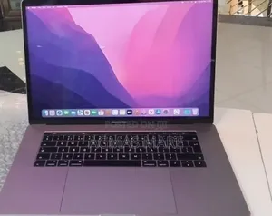 New Laptop Apple MacBook Pro 2019 16GB Intel Core i7 SSD 512GB
