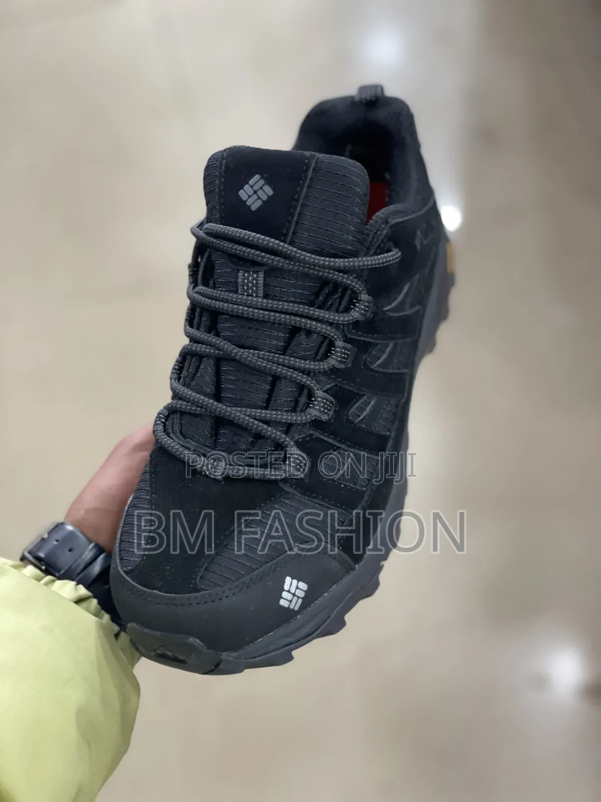 Columbia Men's Hiking Sneakers - Brand New