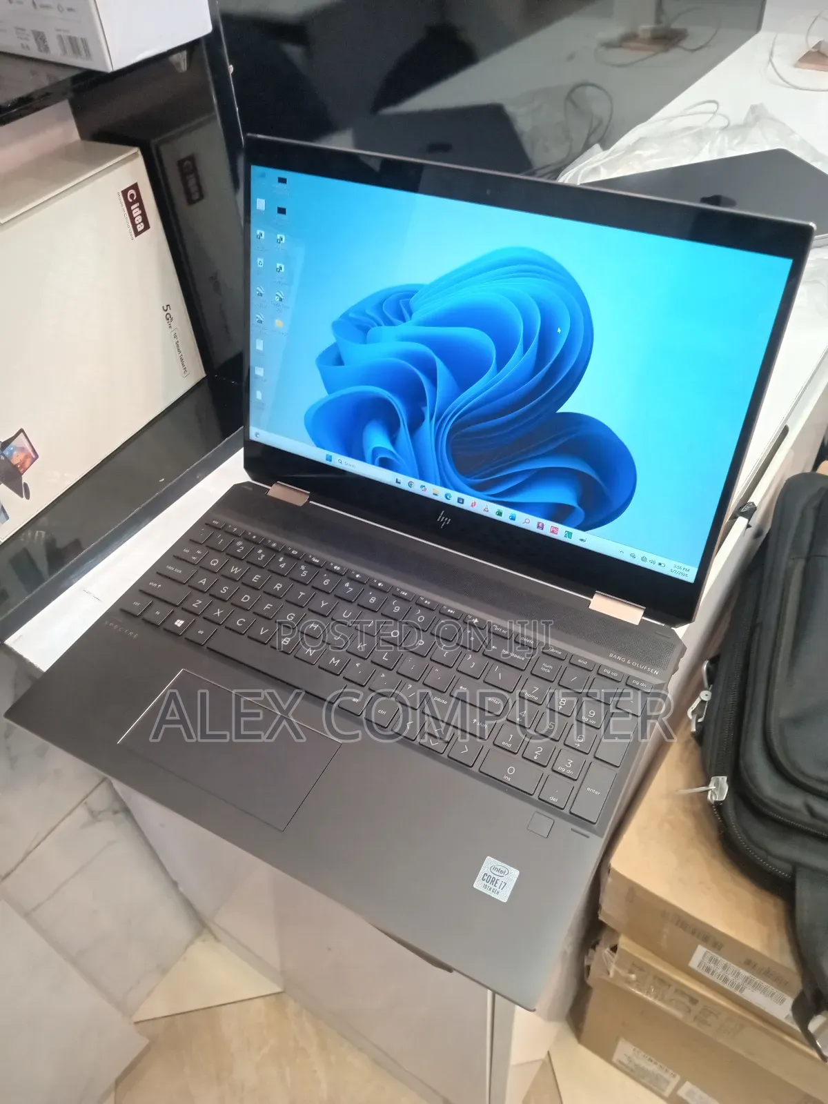 New Laptop HP Spectre X360 15 16GB Intel Core i7 SSD 512GB