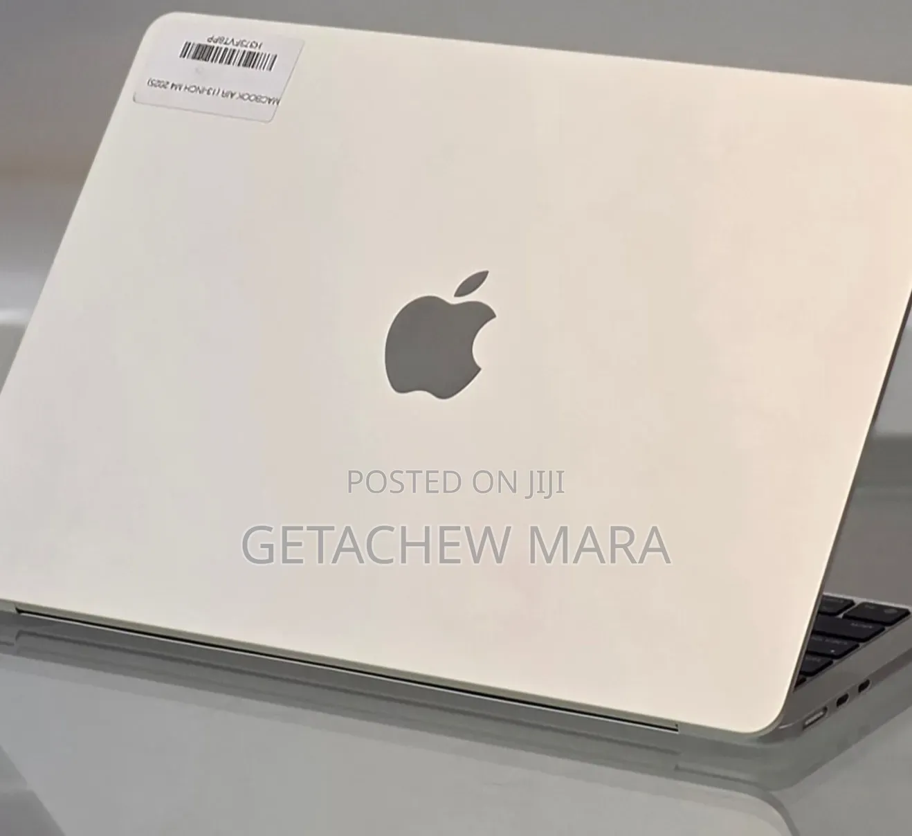 New Laptop Apple MacBook Air 2025 M4 15-inch 16GB Intel SSD 256GB