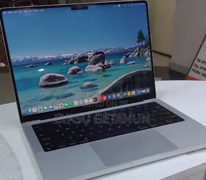 New Laptop Apple MacBook Pro M1 16GB Apple M1 Pro SSD 512GB