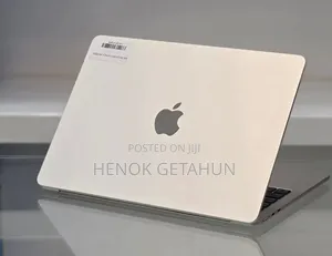 New Laptop Apple MacBook Air 2025 M4 13-inch 16GB Apple M4 SSD 256GB