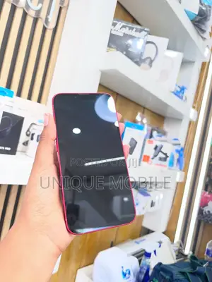 Apple iPhone 13 128 GB Red