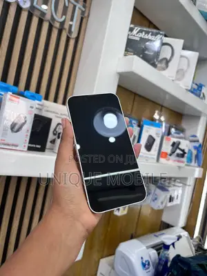 Apple iPhone 13 128 GB White