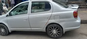 Toyota Platz 2004 Silver