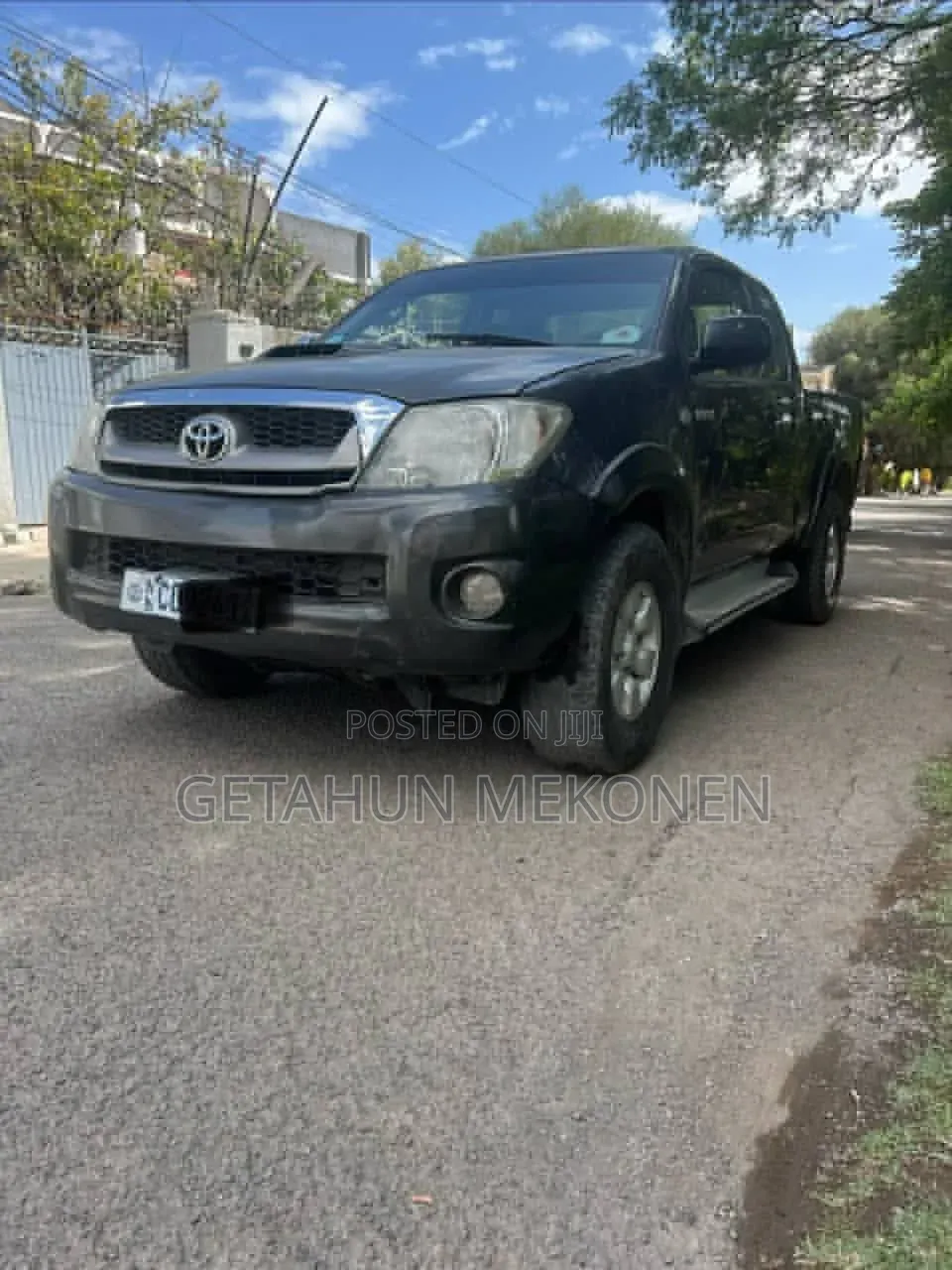 Toyota Hilux 2010 Gray
