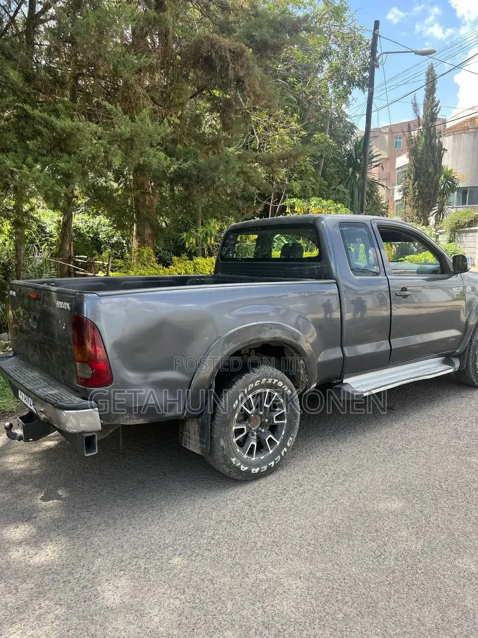 Toyota Hilux 2010 Gray