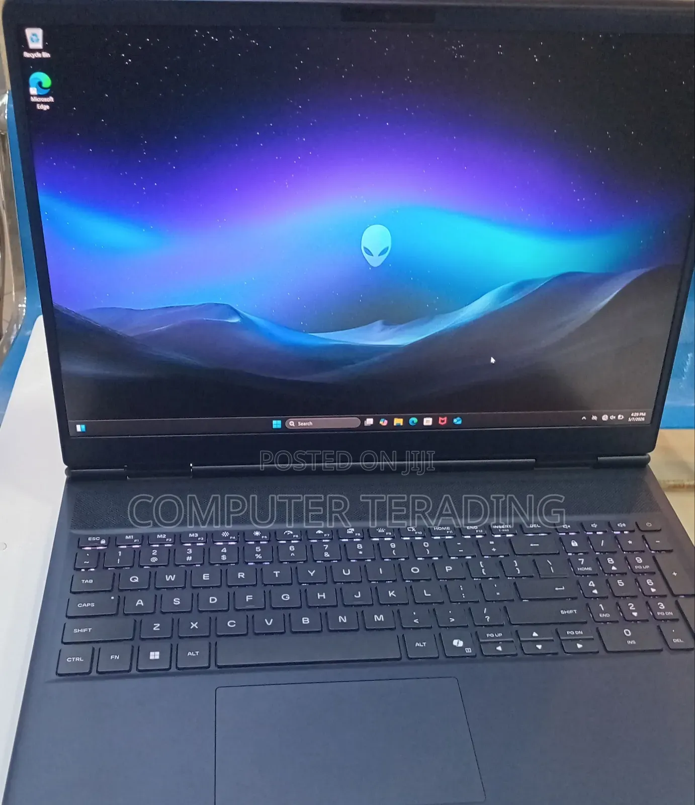 New Laptop Alienware X16 32GB Intel Core Ultra 9 SSD 1T
