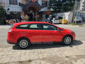 Ford Focus 2021 Red