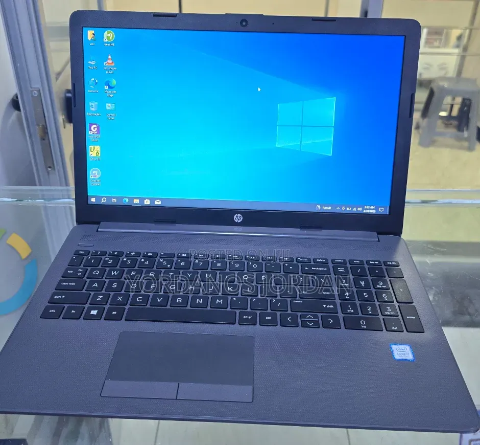 New Laptop HP Stream Notebook 8GB Intel Core i7 HDD 1T