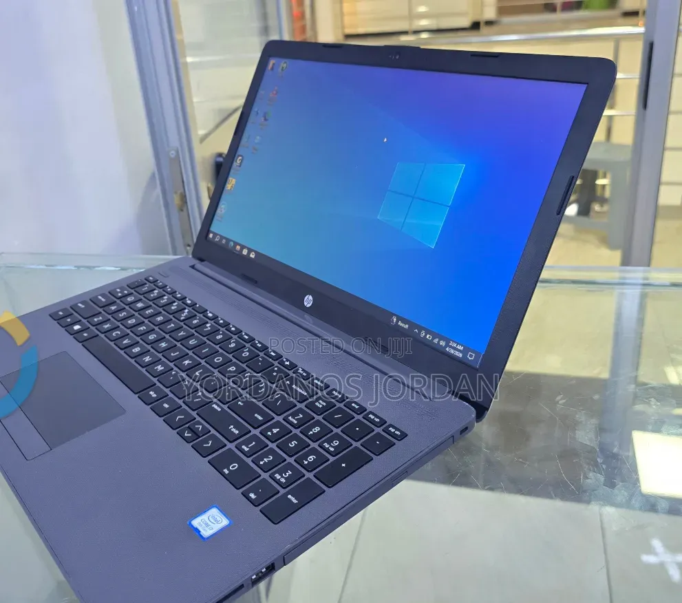 New Laptop HP Stream Notebook 8GB Intel Core i7 HDD 1T