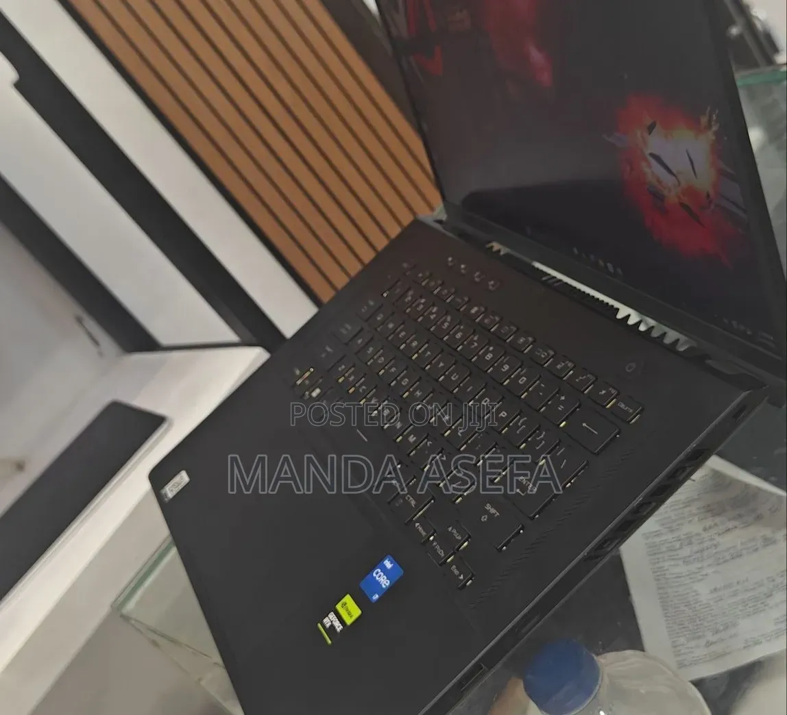 New Laptop Asus ROG Zephyrus G15 16GB Intel Core i7 SSD 512GB