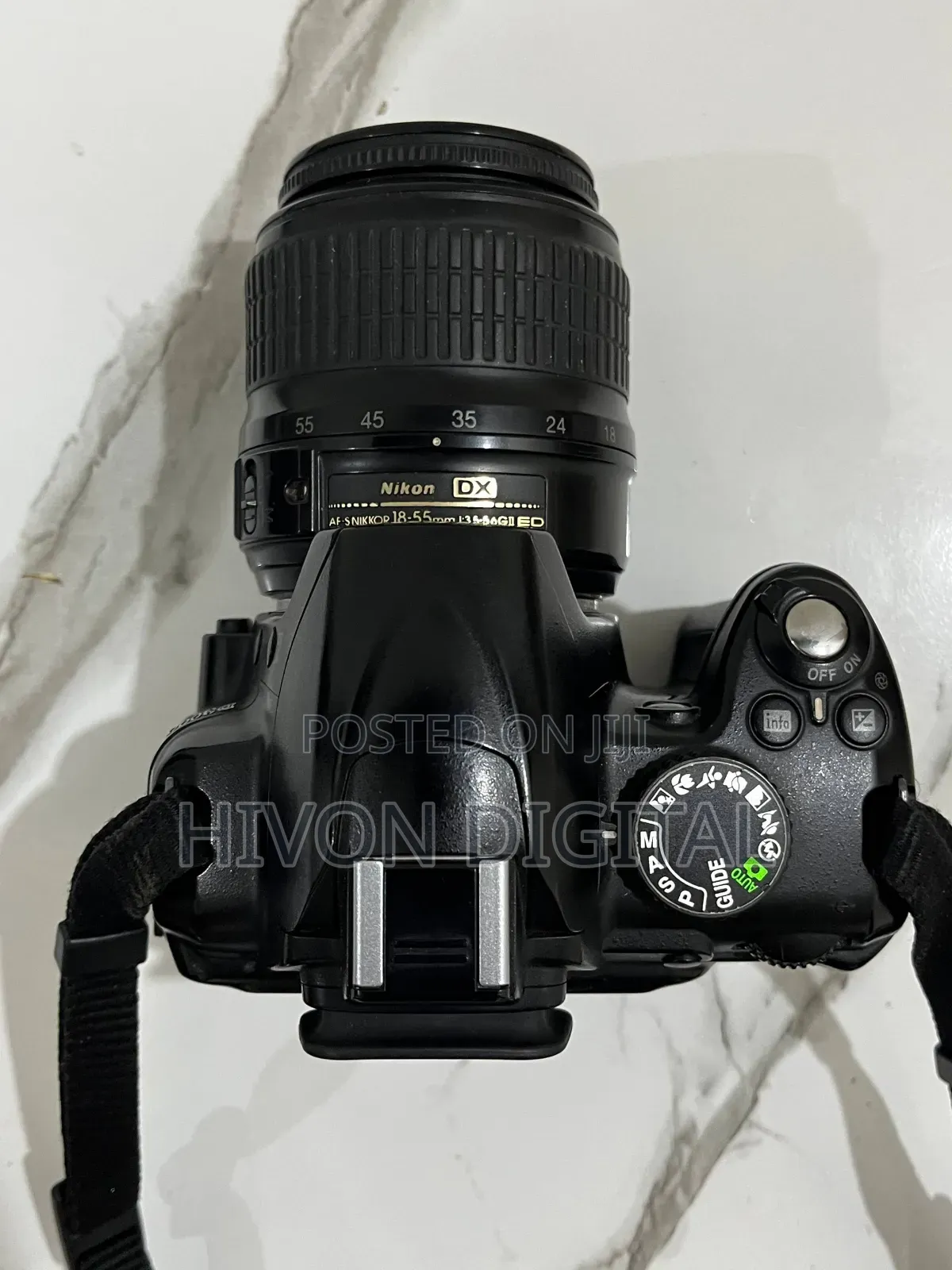 Nikon D3000