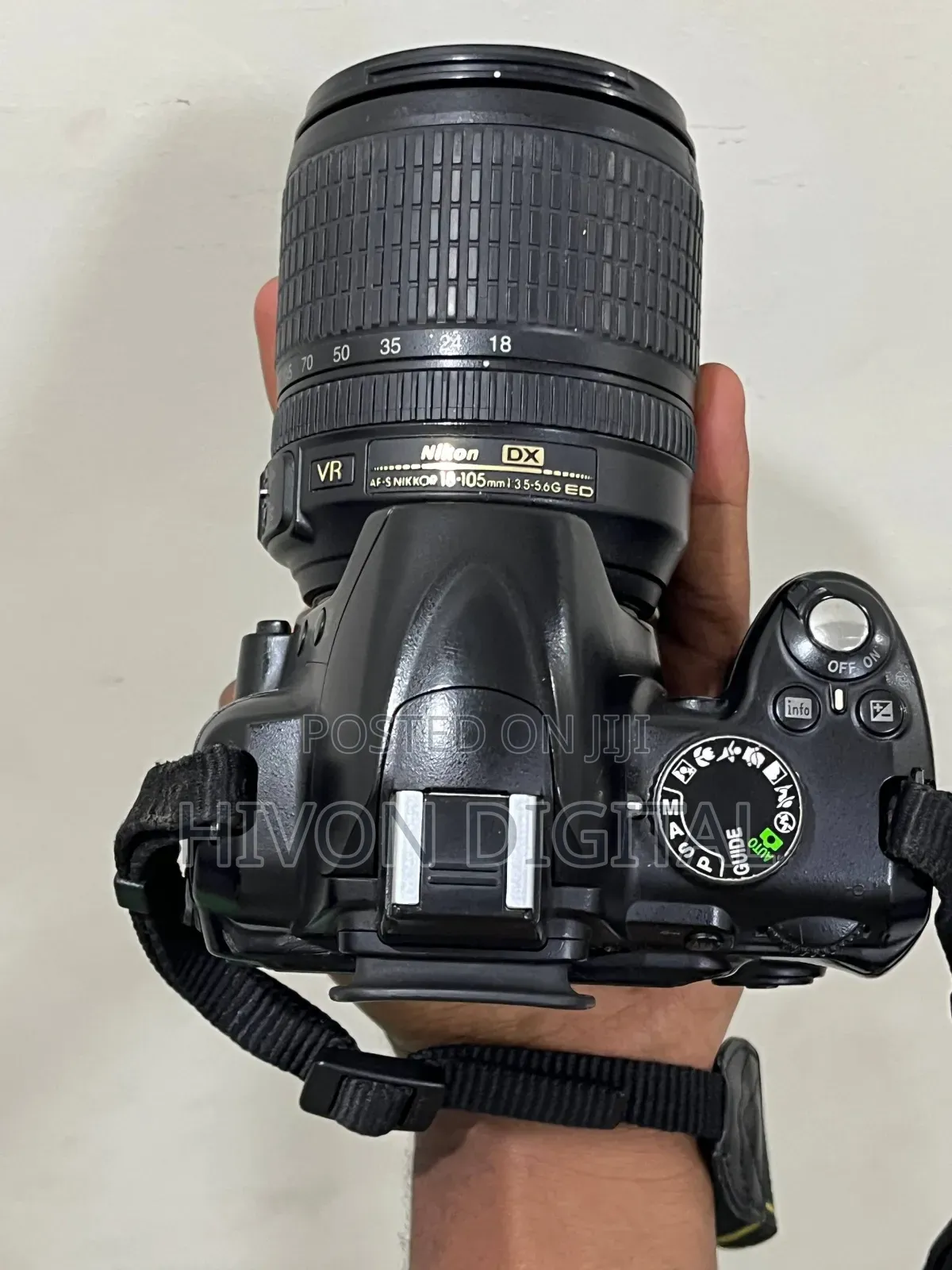 Nikon D3000