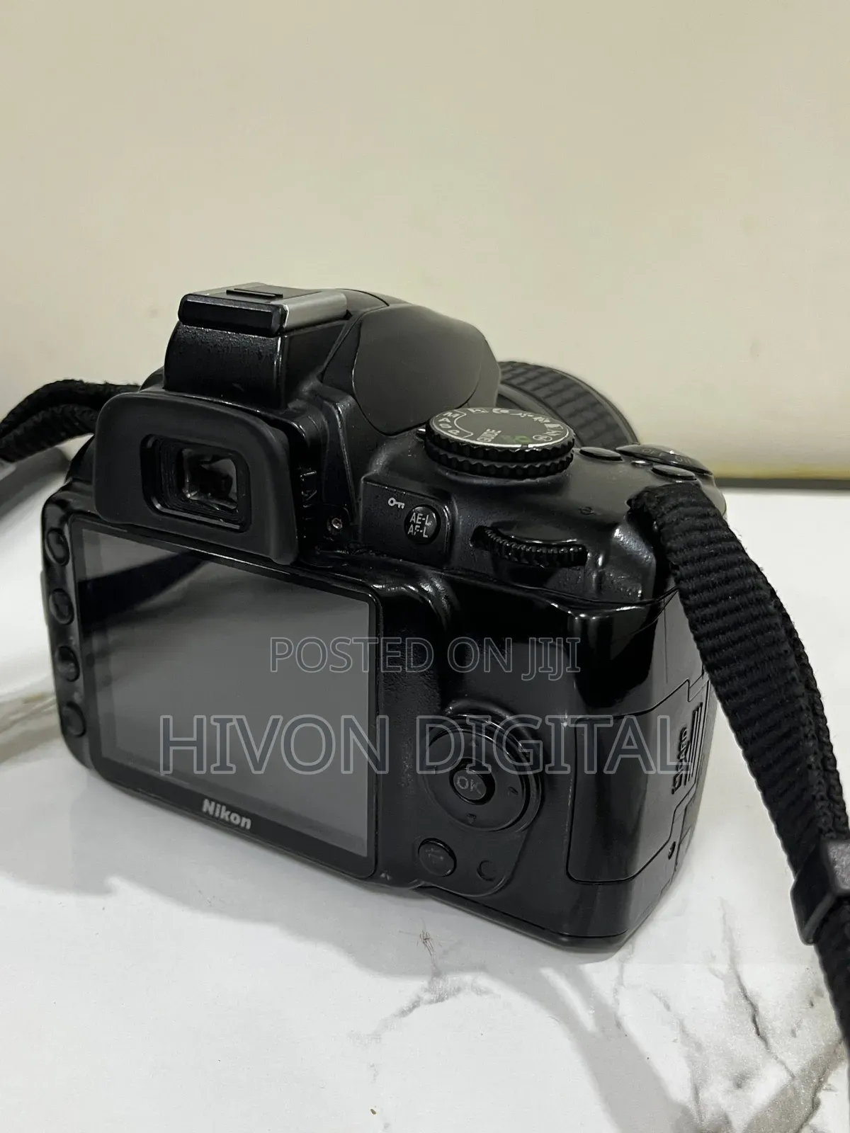 Nikon D3000
