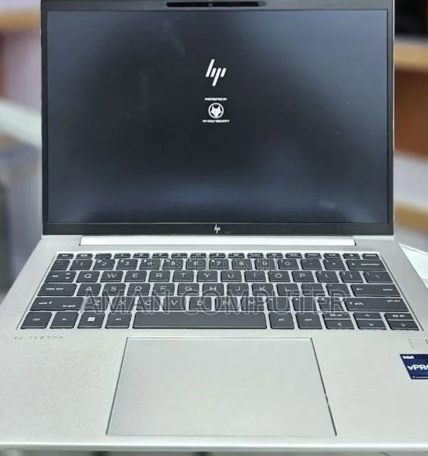 New Laptop HP EliteBook 840 10 16GB Intel Core i5 SSD 512GB