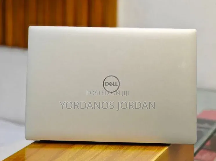 New Laptop Dell XPS 15 16GB Intel Core i9 SSD 512GB
